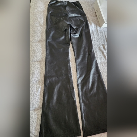 Aritzia Daria Flare Vegan leather pant - Picture 2 of 4